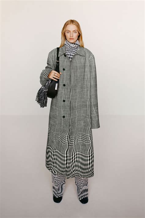 burberry spring womenswear collection|where to buy burberry clothes.